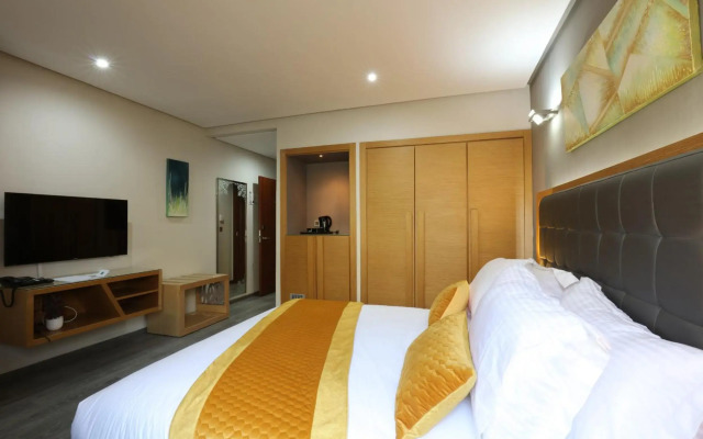 Silver Suites Hotel & Spa