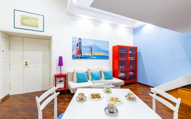 Mezzanine Studio in Mergellina by Wonderful Italy