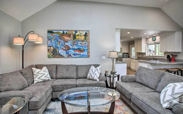 All-seasons Chewelah Home: Fish, Golf & Ski!