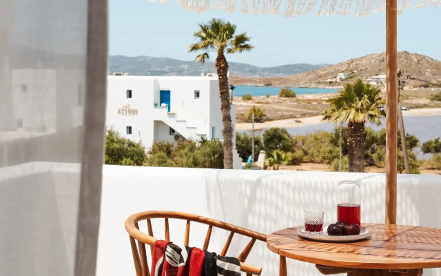 Phaistos Suites