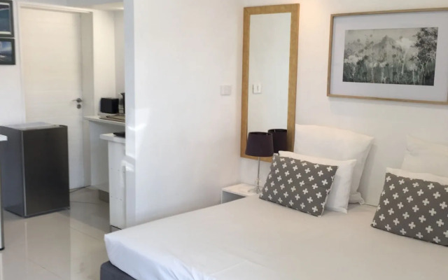 Greenways Beach House