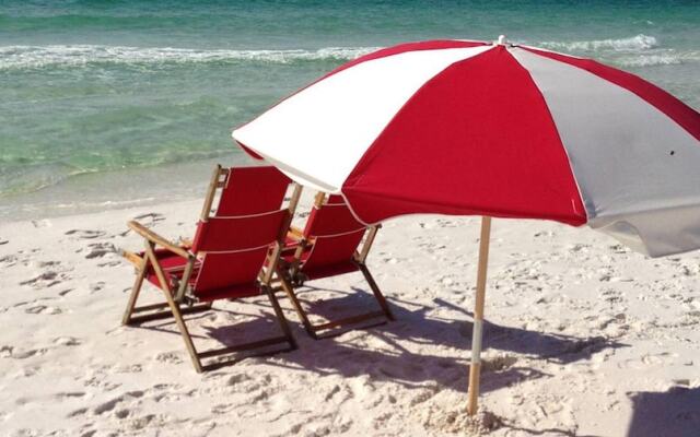 Chateau La Mer 704 by Destin Getaways
