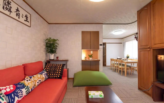 Hong House