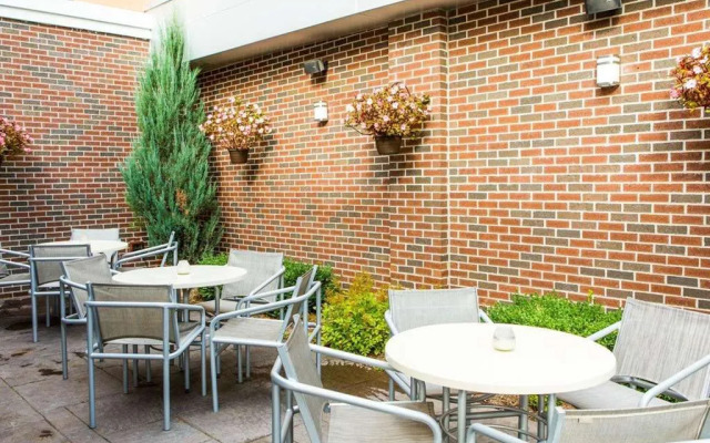 Cambria Suites Traverse City