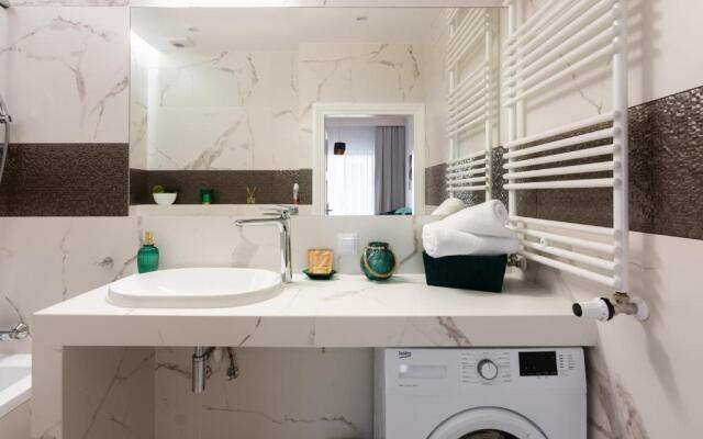 Millennium Express Green