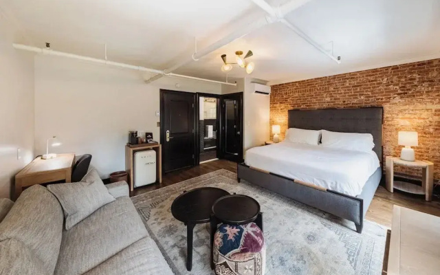 Hotel State College