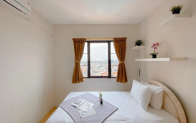 Minimalist and Comfy 2BR Apartment Puri Garden