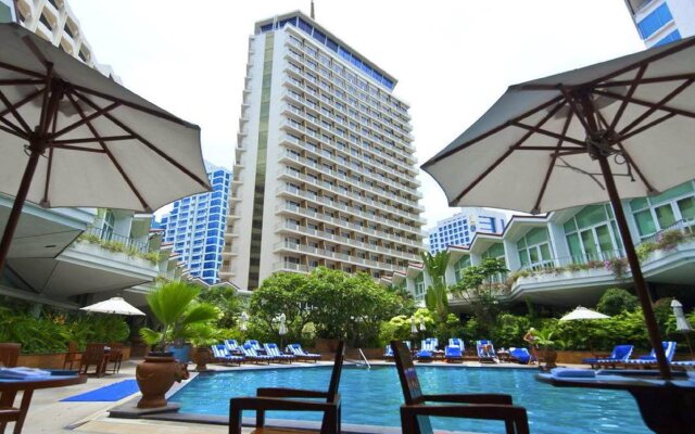 Dusit Thani Bangkok