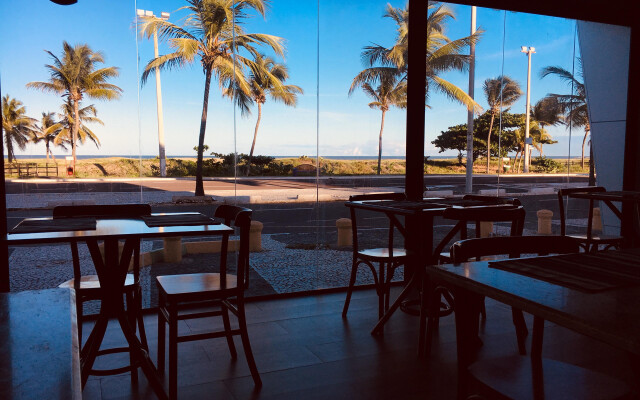 Hotel Algas Marinhas