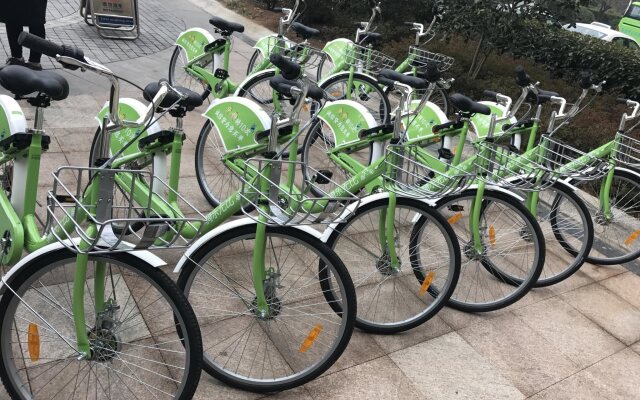 Holiday Inn Qingdao Expo