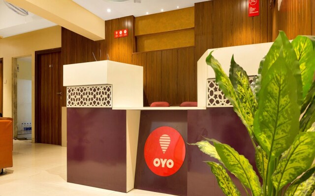 OYO 9957 Hotel Terminus Square