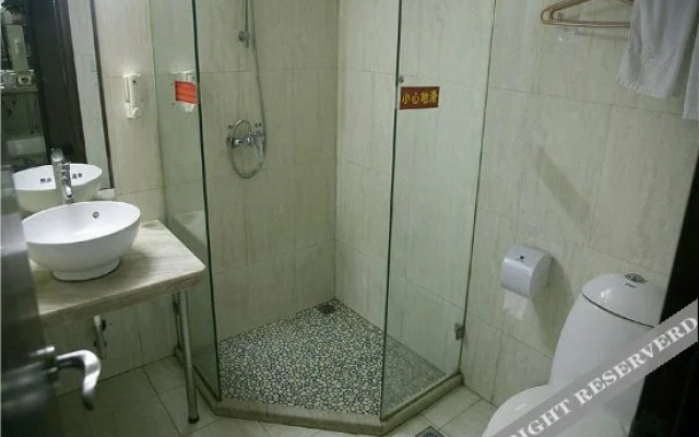 Hailong Hotel