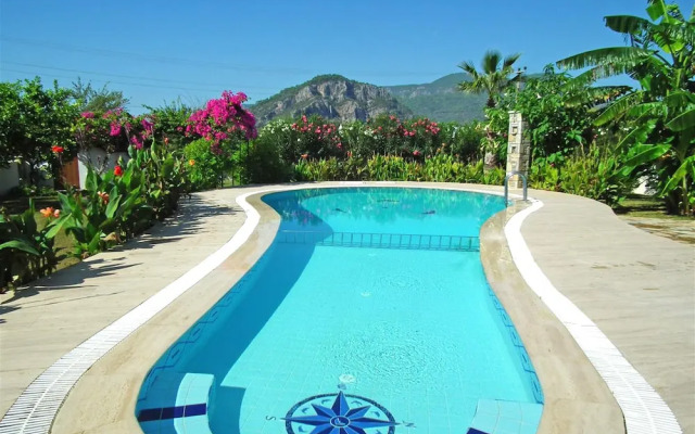 Iris Villa