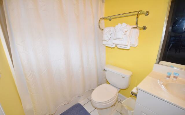 Cypress Bend Apartment 822