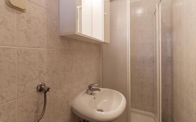 Stunning Home in Pula With Wifi and 5 Bedrooms