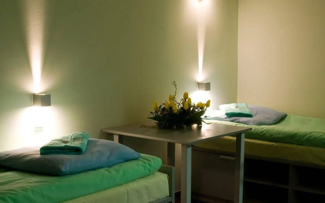 Hostel MOLO