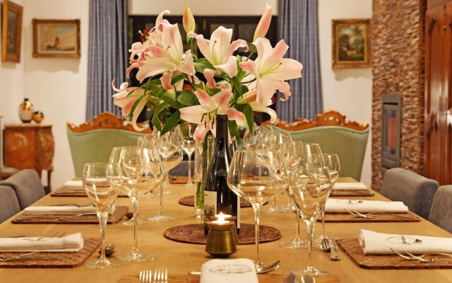 Garden Retreat - Adults Only