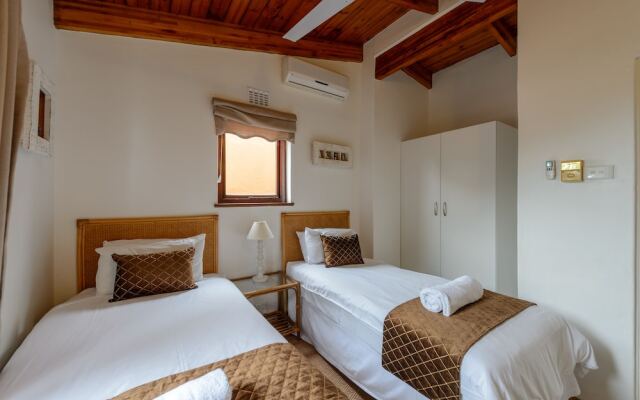 San Lameer Villa Rentals 2814