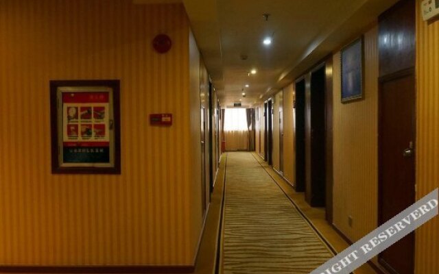 Leaz Hotel (Dongguan Fenggang Wal-Mart)