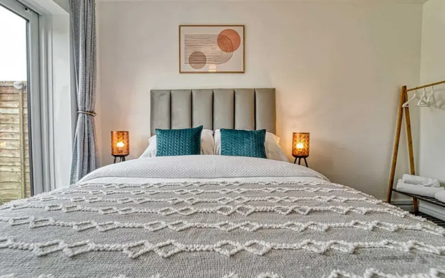 Host Stay Coney Green