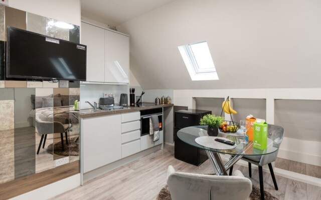 Kensal Green Studio London - by Resify