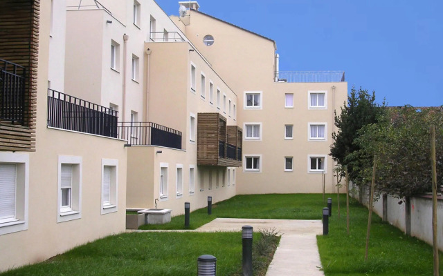 Séjours & Affaires Paris Bagneux