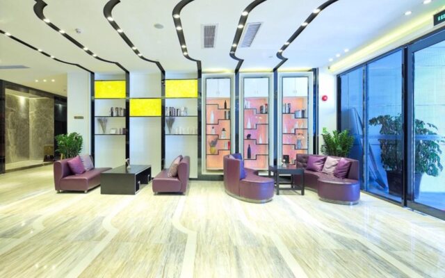 Lavande Hotel Hai Ya Mega Mall