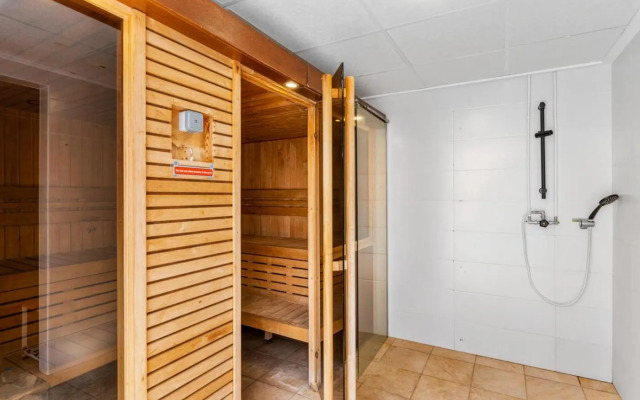 Penthouse Punta Prima Indoor & outdoor pool