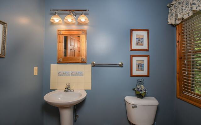 Brighton Shores 6 Bedroom House