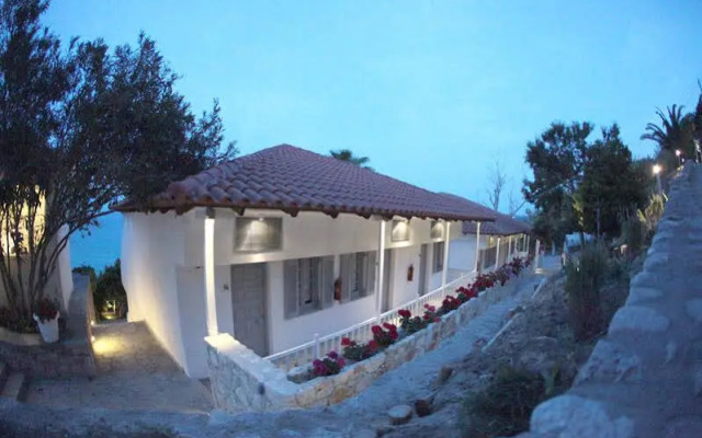 White Suites