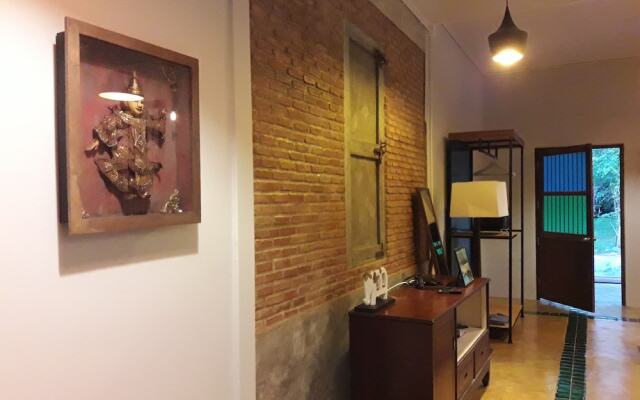 Baan Hotelier Resort