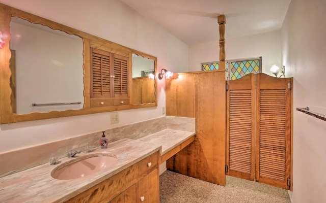 Beautiful Whittier Home w/ Pool & Gas Grill!
