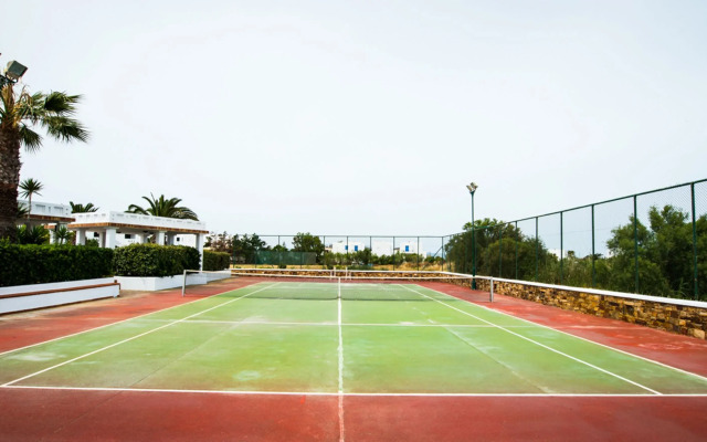 Porto Naxos Hotel
