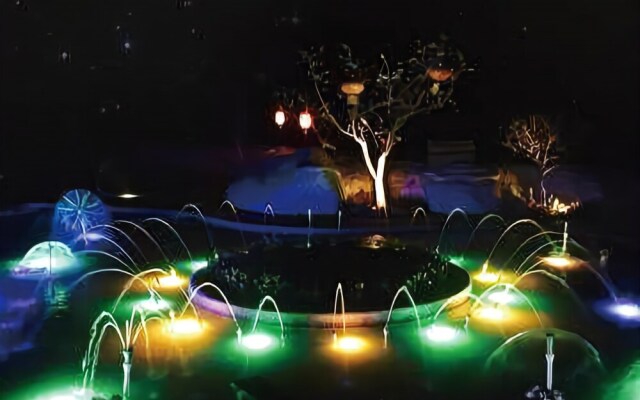 Parallel World Courtyard Hotel