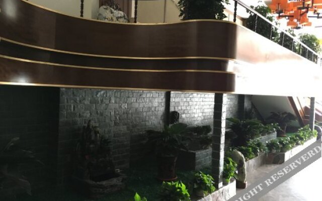 Yunjin Holiday Hotel (Zhangye Wetland Park)