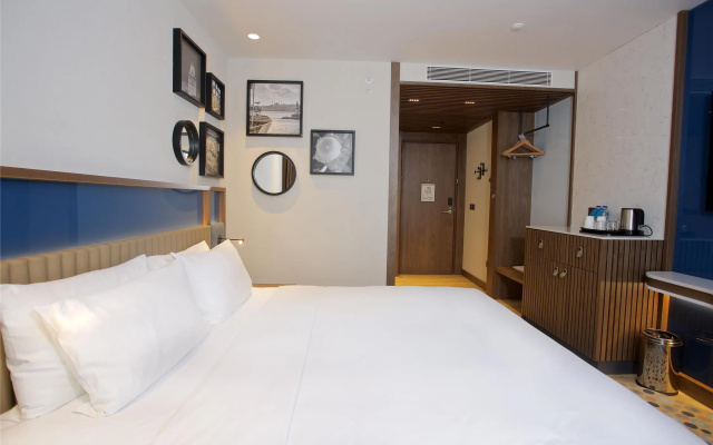 Hampton By Hilton Istanbul Old City - Image 7