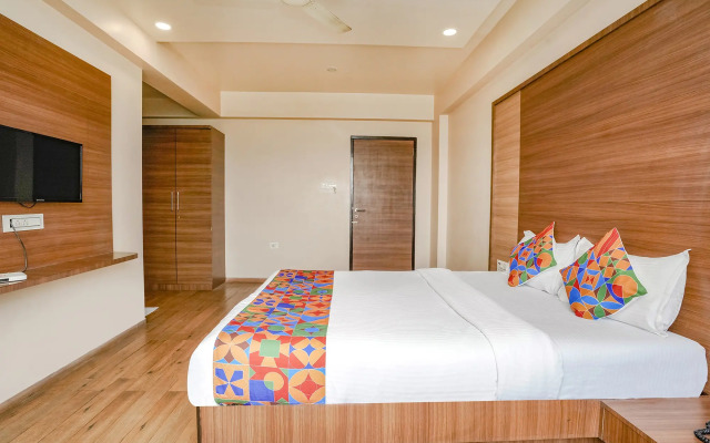 Fabhotel Mahadev Residency