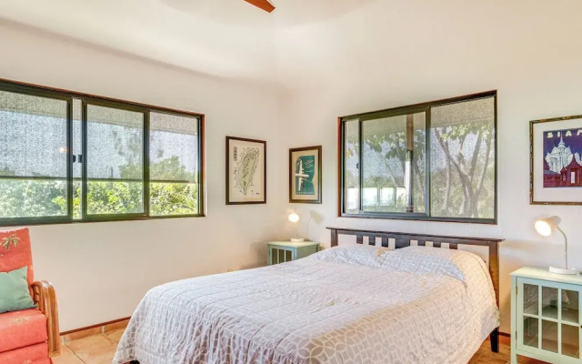 Ocean-view Bungalow: Walk to Pebbles Beach!