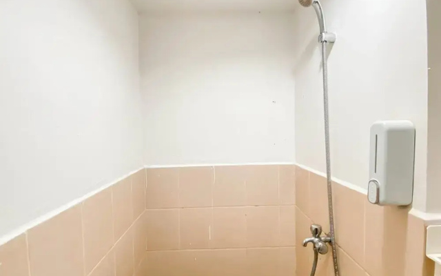 Cream Tone 2Br At Podomoro Golf View Apartement