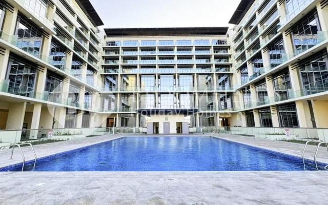 Bloomfields Delight 1br In Masdar