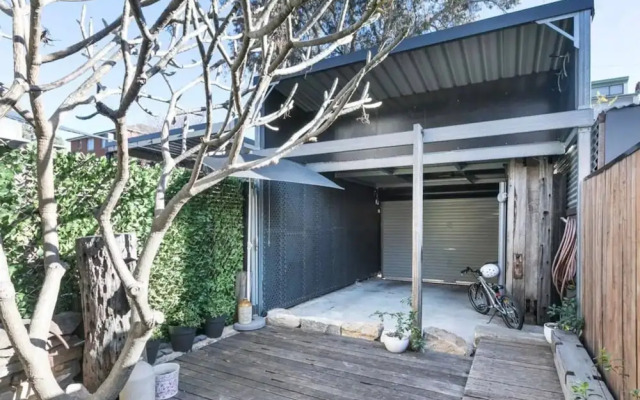 Spacious Modern Terrace House With Free Parking