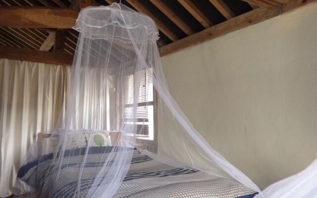 Iheya Traditional Wooden House