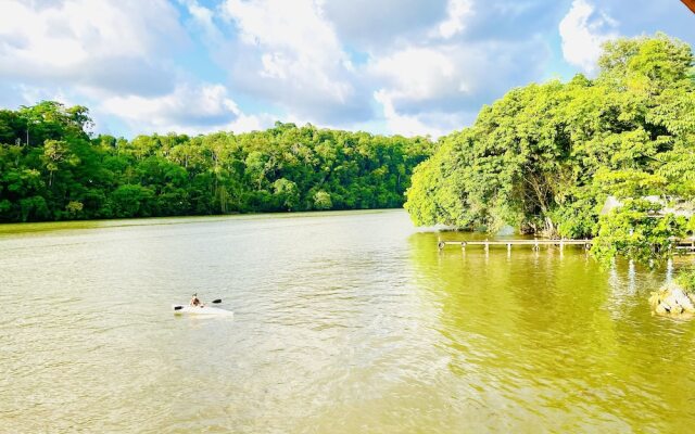 Palmeras del Río Hotel