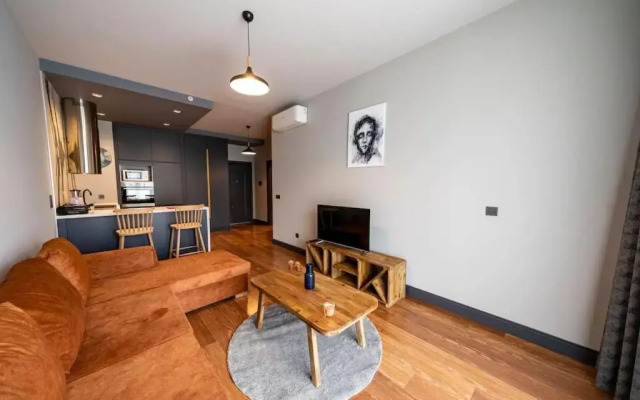 Superior, classy residence,7/24 Security,2 bedroom ( Benesta 66 )