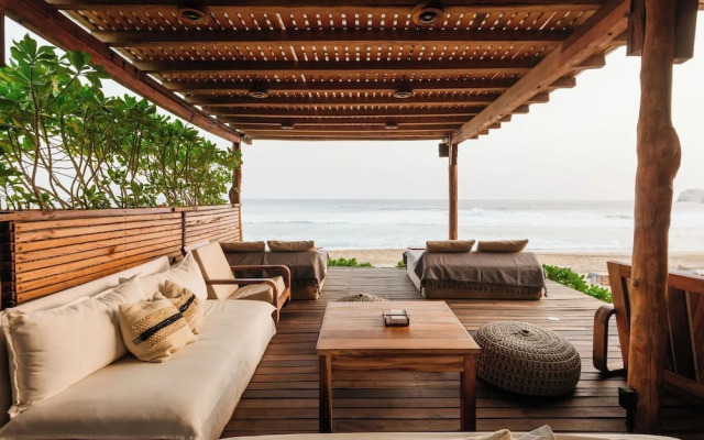 Naked Hotel Zipolite