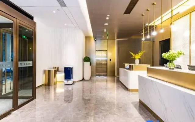 Starway Hotel (Xi'an Administrative Center, Traditional Chinese Medicine Hospital Subway Station)