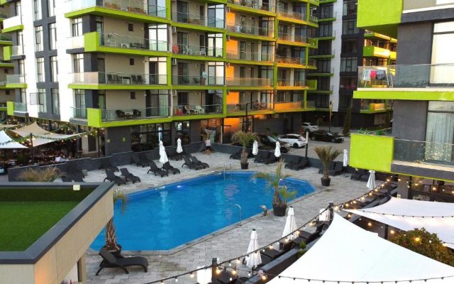 Glamour Red apartment 22 in Spa Pool resort