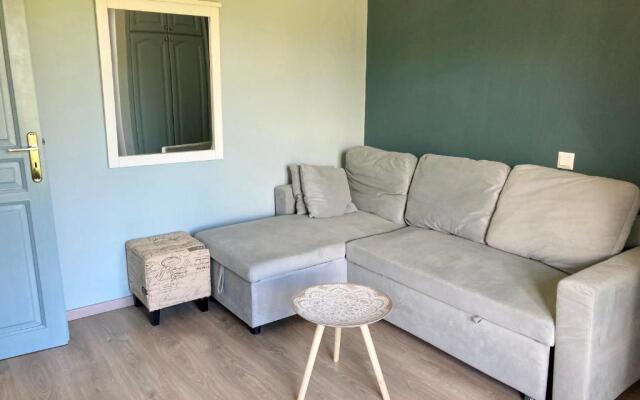 See Breeze Apartments - n.2