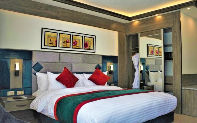 Petra Canyon Hotel