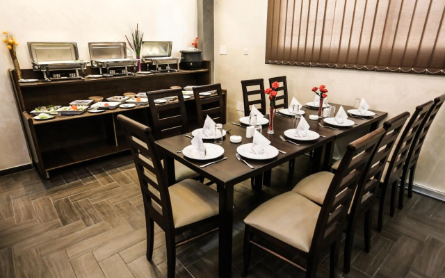 7Boys Hotel
